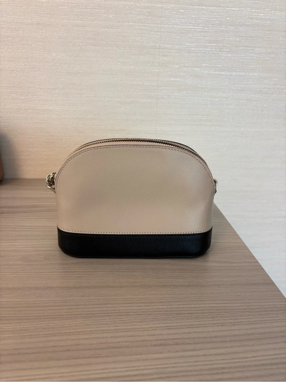 Kate Spade New York Leila Small Dome Cream/Black Color Block Leather